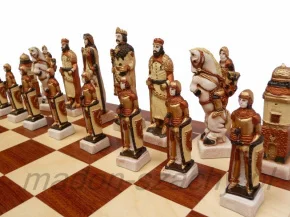 Ручная роспись мраморных шахматных фигур